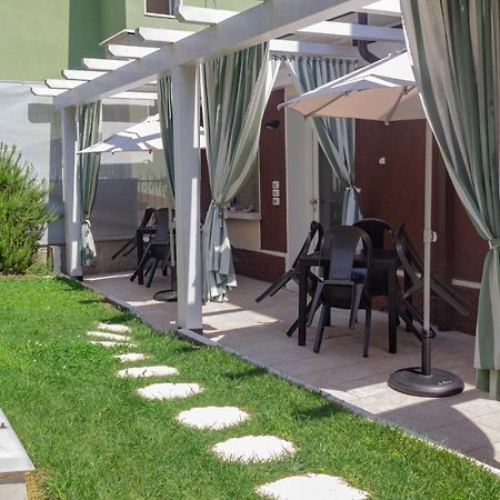 Blau Vacanze Peschiera del Garda Eksteriør billede