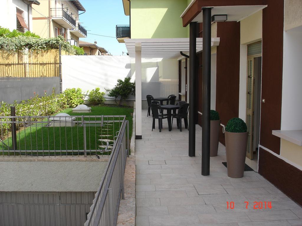 Blau Vacanze Peschiera del Garda Eksteriør billede